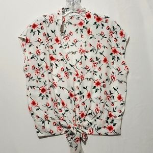 V-neck Floral Button Front Tie Waist Lightweight Top Size L